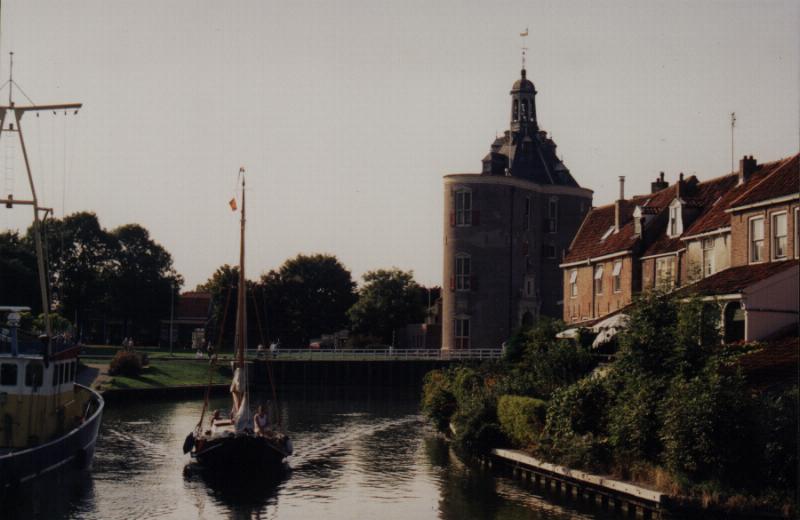 Klik op foto om terug te keren naar reisverslag